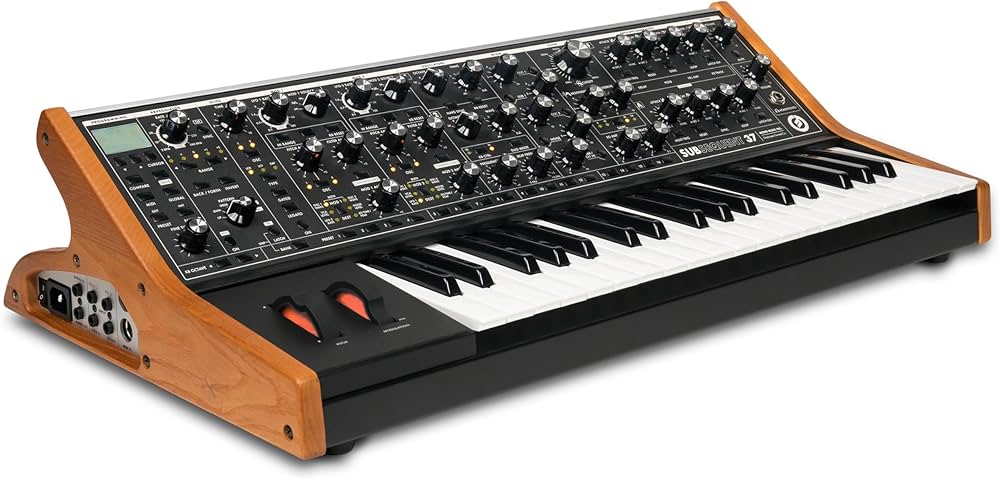 moog subsequent 37b